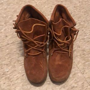Minnetonka fringed booties